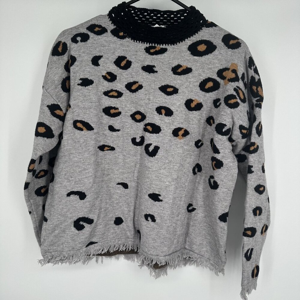 THML Women's Leopard print sweater‎ Size XS